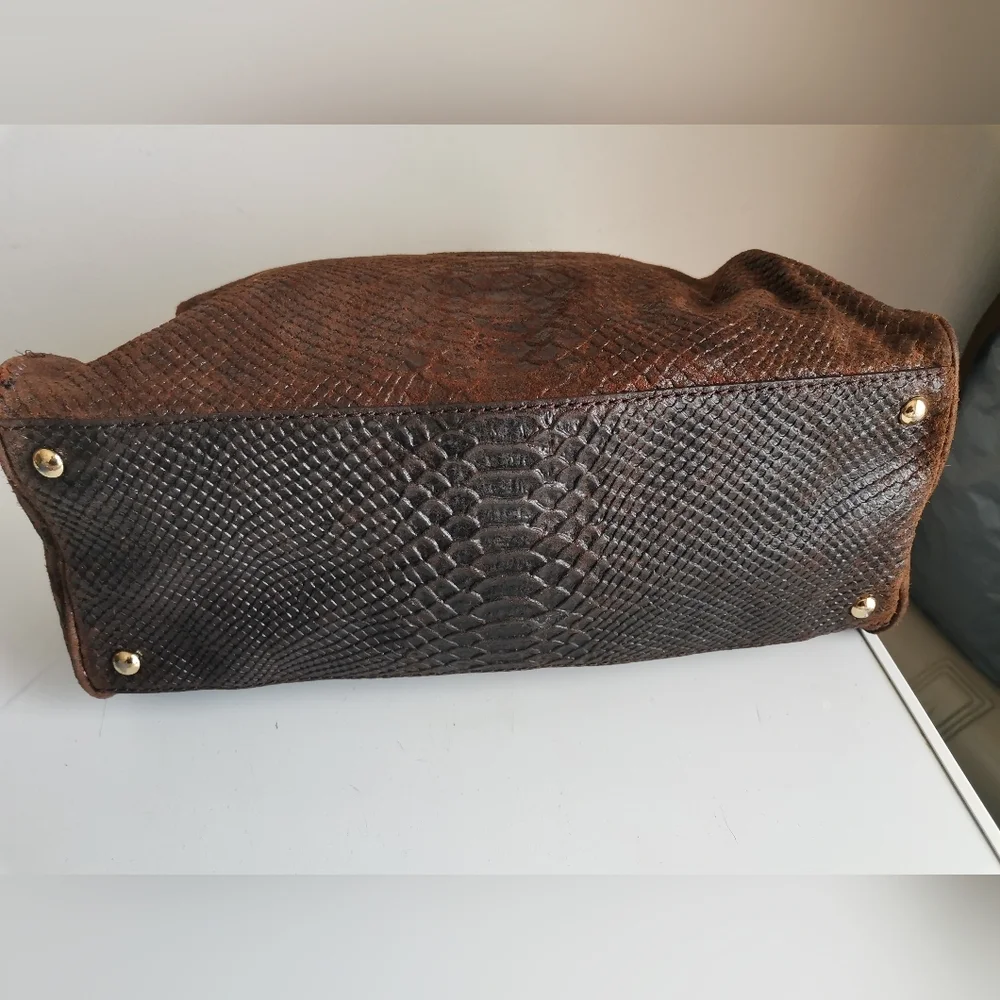 Michael Kors Embossed Python Bag - Picture 4 of 10